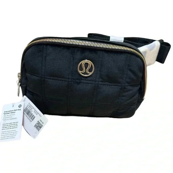 Lululemon Everywhere Belt Bag Quilted Velour Black & Gold Velvet Crossbody - Picture 2 of 5